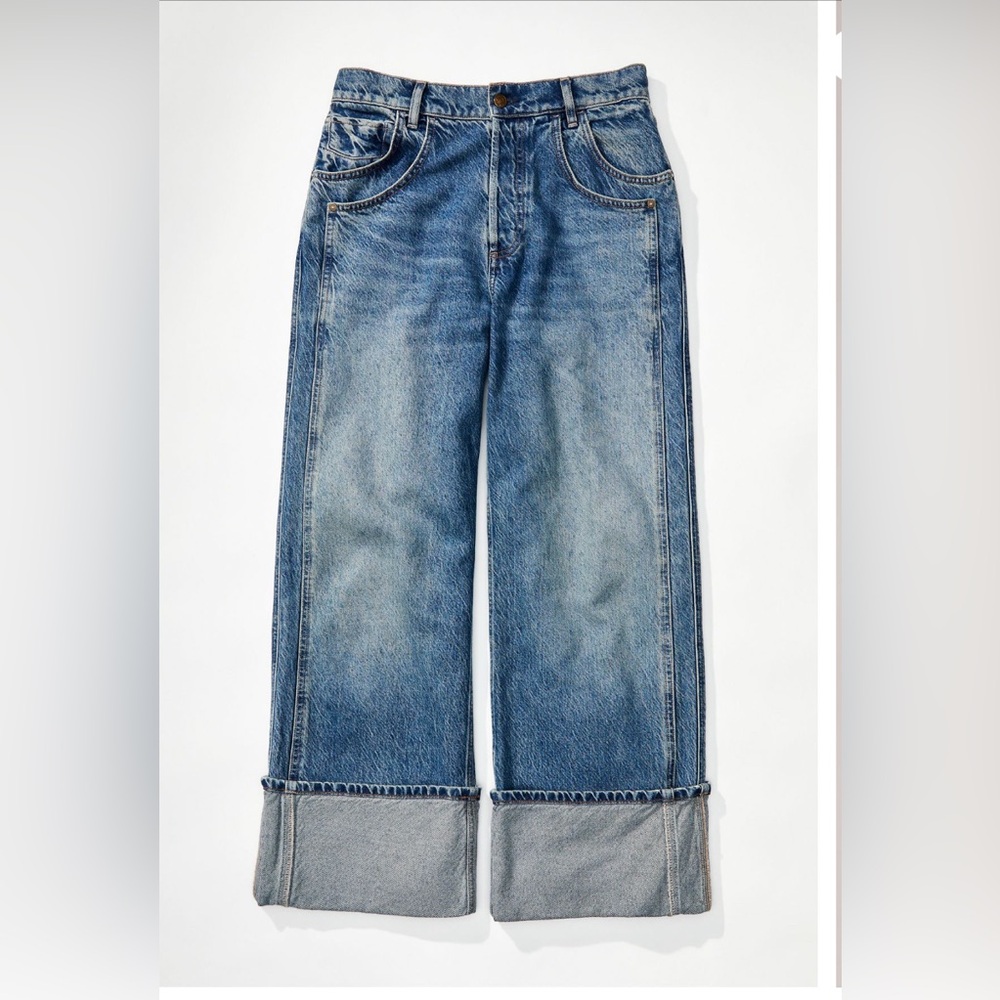 We The Free Final Countdown
Cuffed Low-Rise Jeans: “To The Wire”